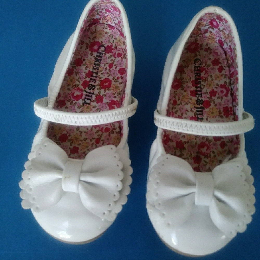 Jill and Christie white Dress flats